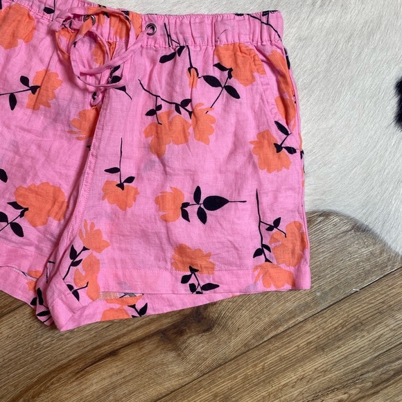 Cynthia Rowley women's linen shorts with a floral print - Picture 2 of 8